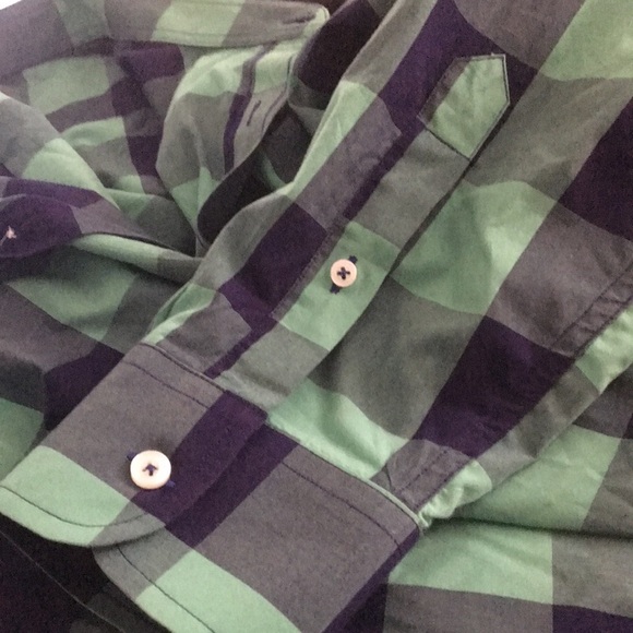 UNTUCKit Blue and Geeen Checked Button Down Shirt - Picture 4 of 4